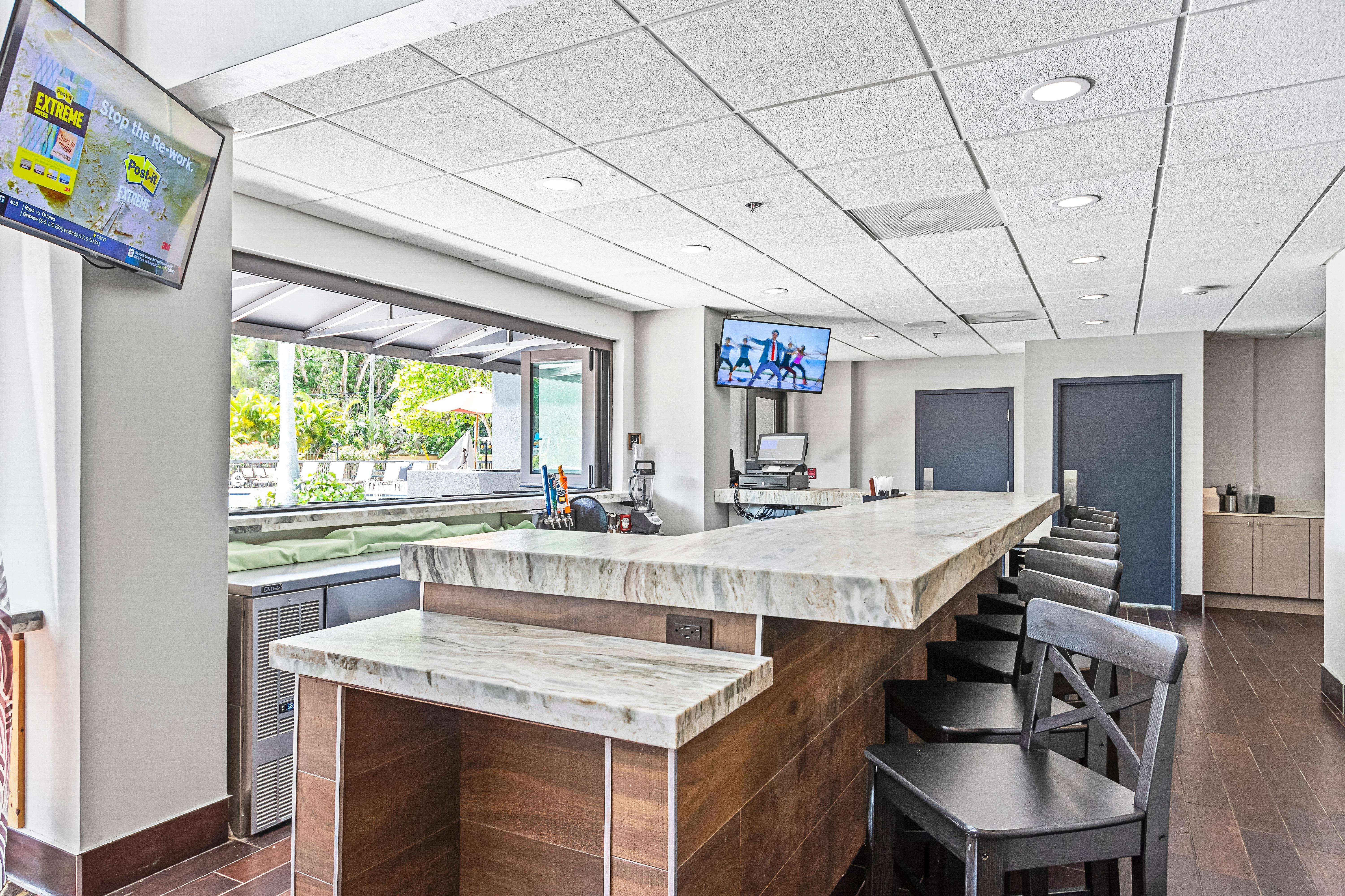 Holiday Inn - St. Petersburg West By Ihg Exterior photo