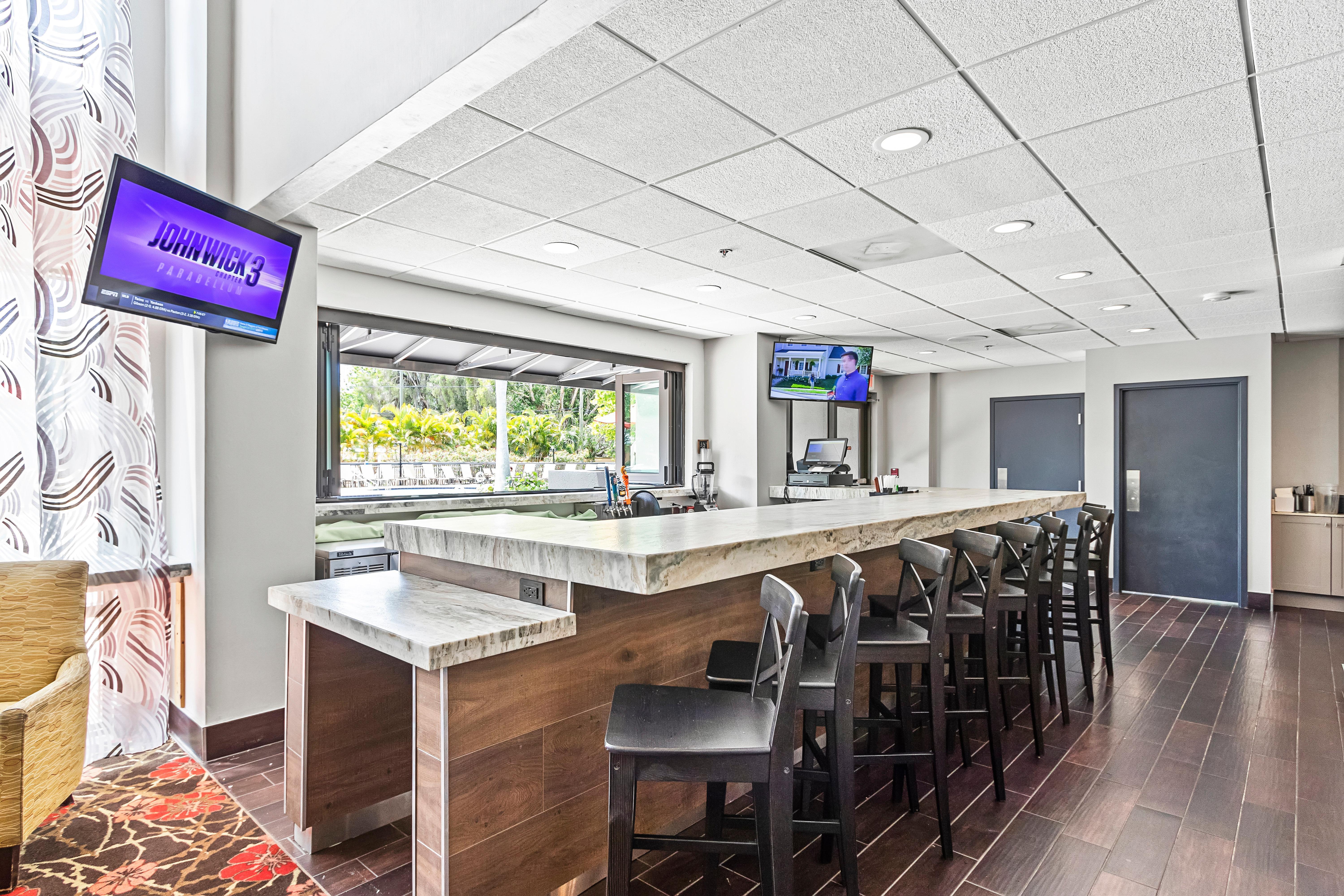 Holiday Inn - St. Petersburg West By Ihg Exterior photo