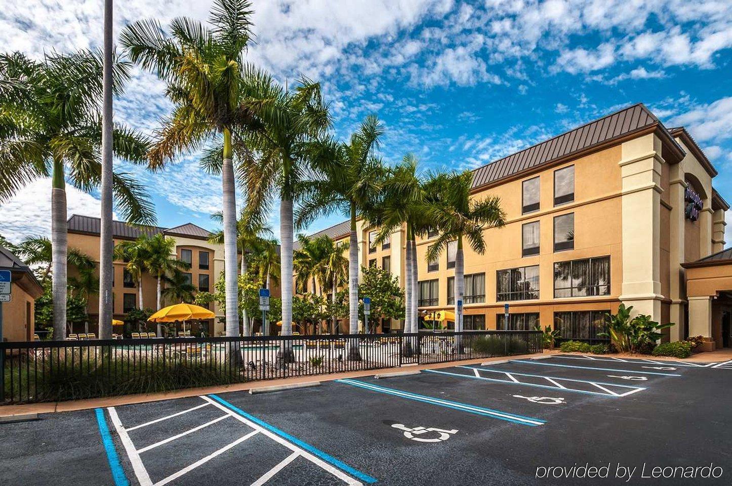 Holiday Inn - St. Petersburg West By Ihg Exterior photo